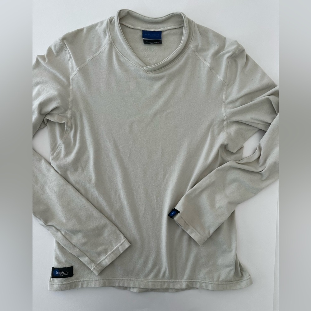 Irideon Riding Wear Women’s Long Sleeve V-Neck Equestrian Shirt, Size S